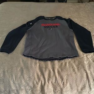 Men’s size Large Duquesne Soccer crew neck sweatshirt Adidas NWOT